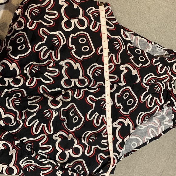 Disney short overalls EUC worn once - Picture 7 of 8